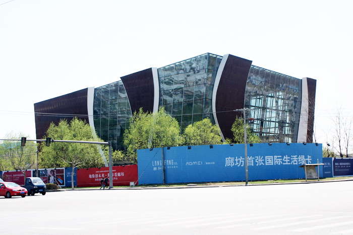 �Ⱥͷ��r(sh��)��չ�[����